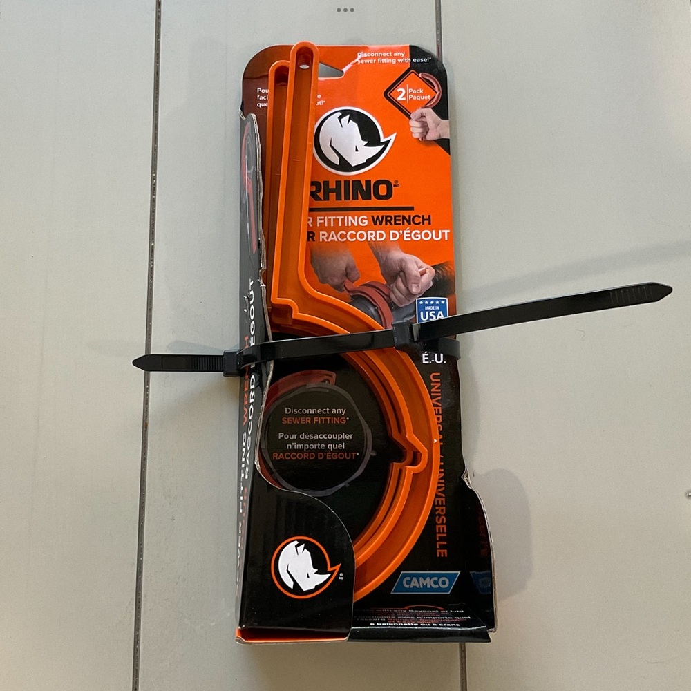 RhinoFLEX Sewer Fitting Wrench